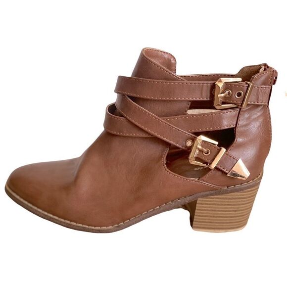 Bata Cross Strap Tan Booties Size 6.5 - Picture 1 of 9